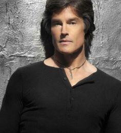 Ronn Moss