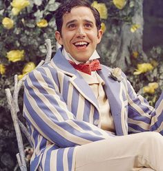 Santino Fontana