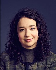 Sarah Steele