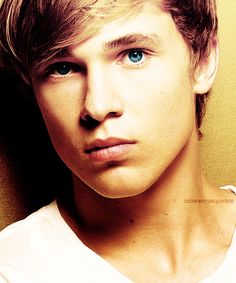 William Moseley