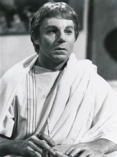 Derek Jacobi