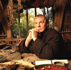 Derek Jacobi