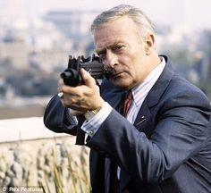 Edward Woodward