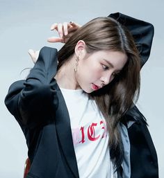 Elkie Chong