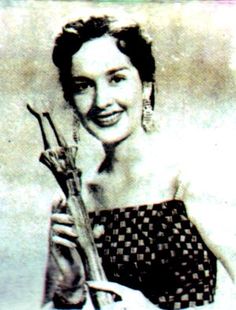 Gloria Romero