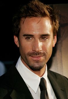 Joseph Fiennes