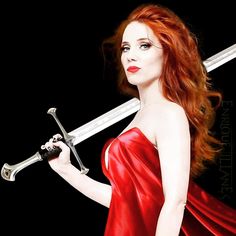 Simone Simons