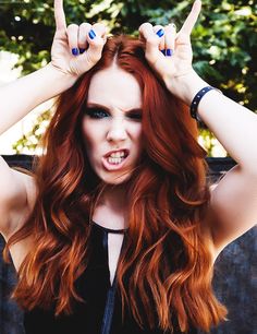 Simone Simons