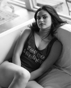 Camila Mendes