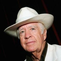 Clu Gulager