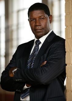 Dennis Haysbert