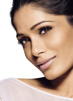 Freida Pinto