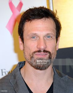 Simon Merrells