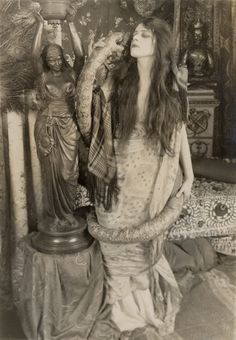 Theda Bara