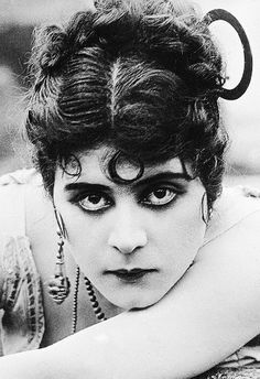 Theda Bara