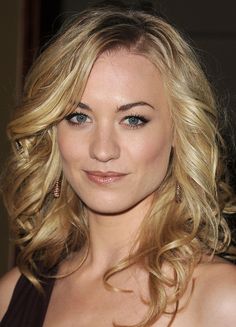 Yvonne Strahovski