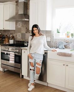 Daniella Monet