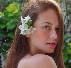 Ellen Adarna