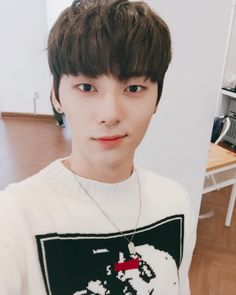 Hwang Min-hyun