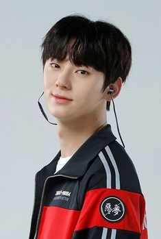 Hwang Min-hyun