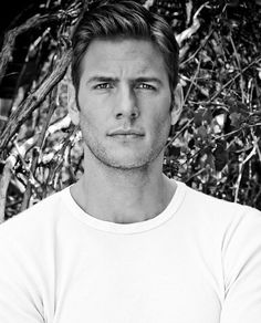 Ryan McPartlin