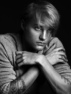 Toby Hemingway