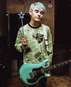 Awsten Knight