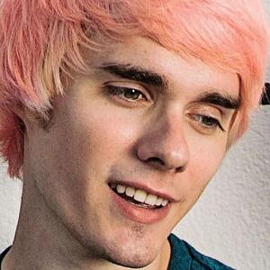 Awsten Knight