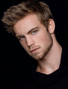 Dustin McNeer