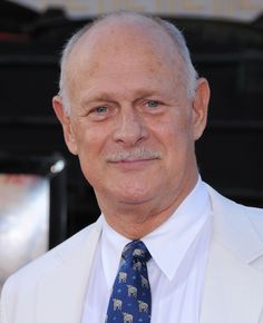 Gerald McRaney