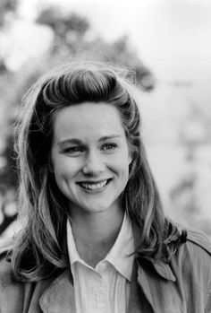 Laura Linney