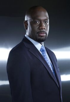 Richard T Jones