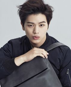 Yook Sung-jae