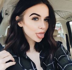 Acacia Brinley