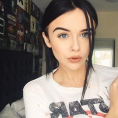 Acacia Brinley