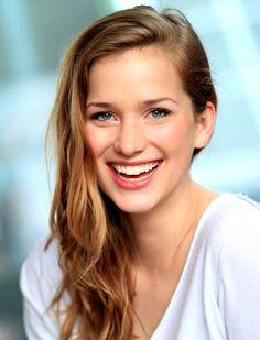 Elizabeth Lail