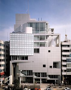 Fumihiko Maki