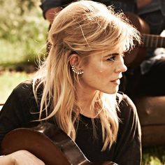 Ilse Delange