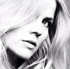 Ilse Delange