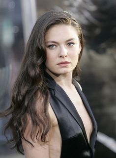 Alexa Davalos