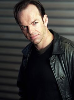 Hugo Weaving