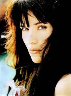 Lucy Lawless