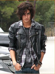 Avan Jogia