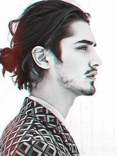 Avan Jogia