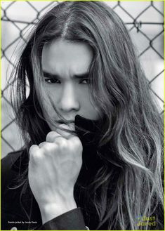 Booboo Stewart (Nils Allen)