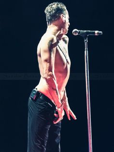 Dave Gahan