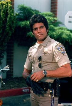 Erik Estrada