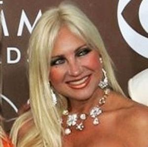 Linda Hogan