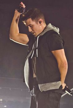 Logan Henderson