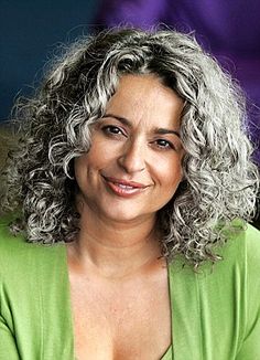 Nadia Sawalha